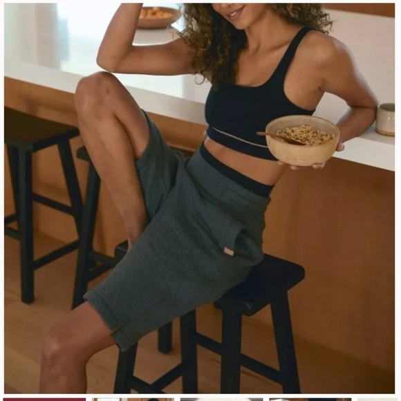 NWOT Lunya Restore Double Faced High Rise Shorts - Picture 1 of 6